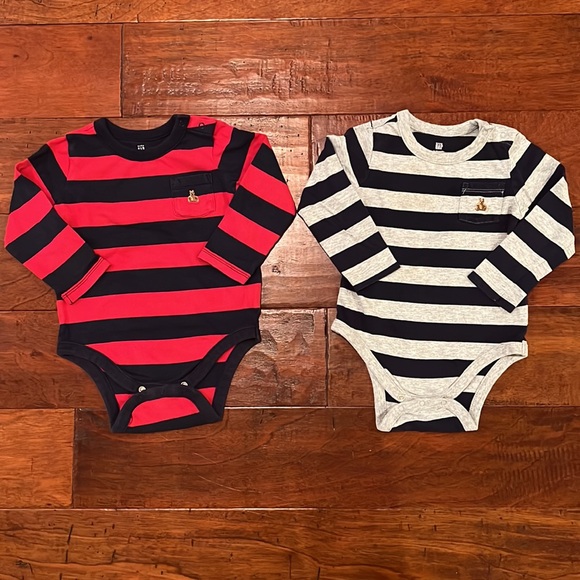 18-24 month Gap Bundle - Picture 3 of 5